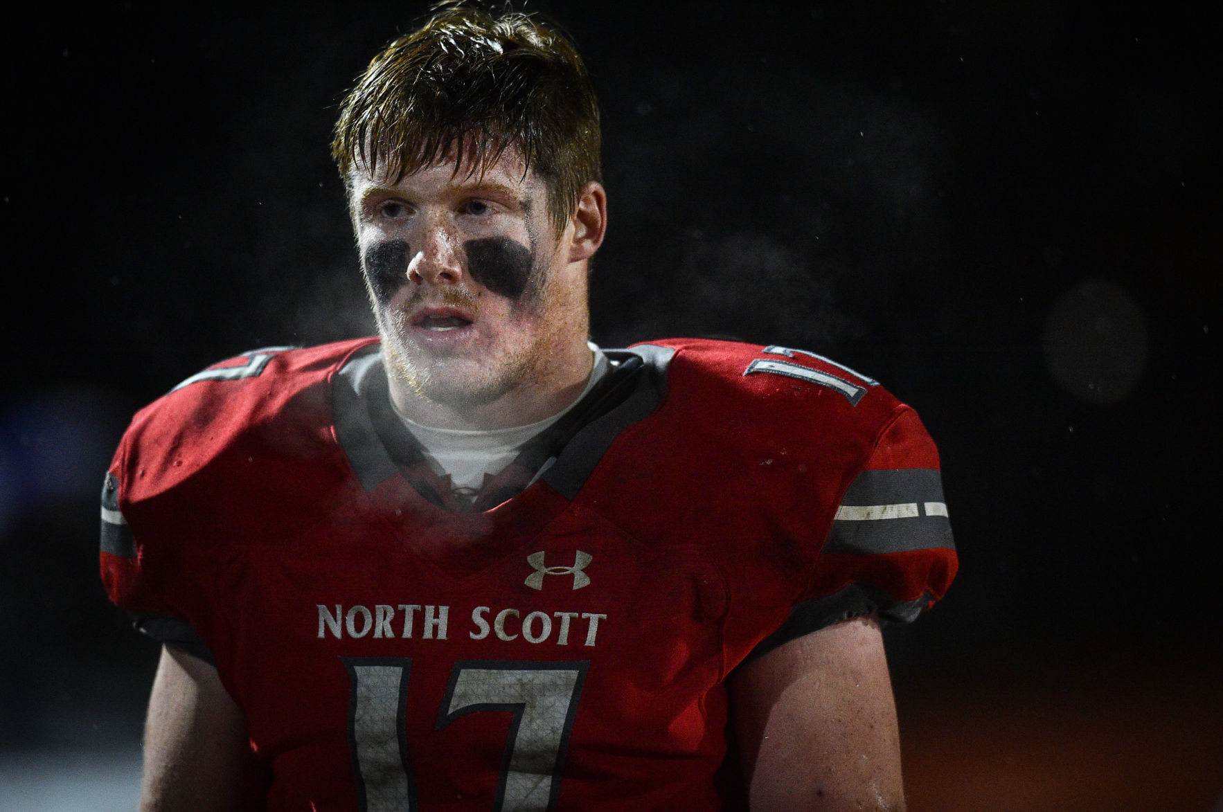 110119-qct-spt-ns-xavier-fball-024a.jpg
